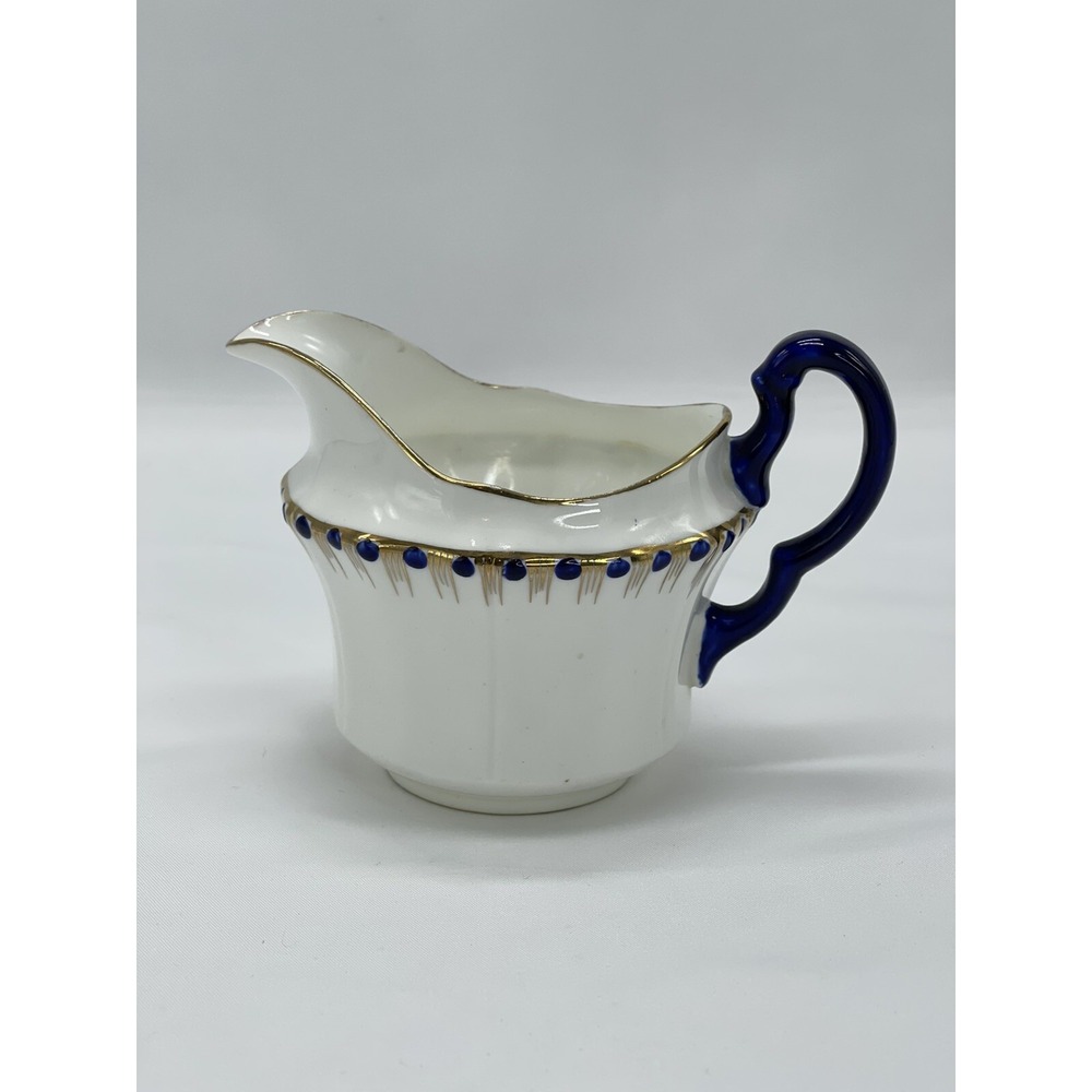 Vintage e Hughes & Co Fenton Creamer Staffordshire Eusancos China England